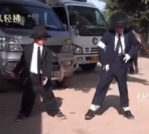 Remember That 7-Year-Old MJ Impersonator? Here He Is With His 5-Year-Old Brother Dancing To A Chinese Song