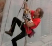 French “Spiderman” Alain Robert Scales Henan Skyscraper
