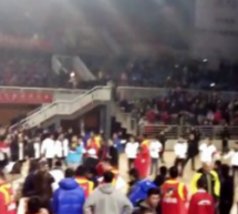 Fans Upset Over Tracy McGrady’s Paltry Playing Time Litter Court With Debris