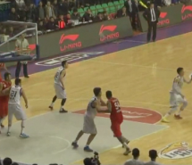 Tracy McGrady Drills Game-Winner, Even To The Delight Of The Opposing Team’s Crowd