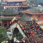 “The Bridge Sure Is Strong”: 300,000 Gather Atop Bridge In Sichuan For Traditional Festival