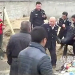 Chengguan Killed In Line Of Duty After Being Struck By Hoe [Graphic Video]