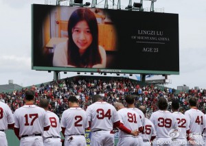 Lu Lingzi honored before Red Sox game