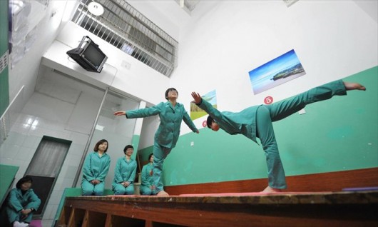 Yoga in Chinese prison