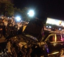 Large Crowd Shows Up To Smash Porsche After Its Drunk Driver Allegedly Beats Cabbie