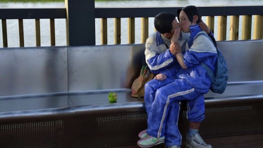 Statue of teens making out in Zhangzhou, Fujian