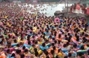 Crowded Chinese swimming pool