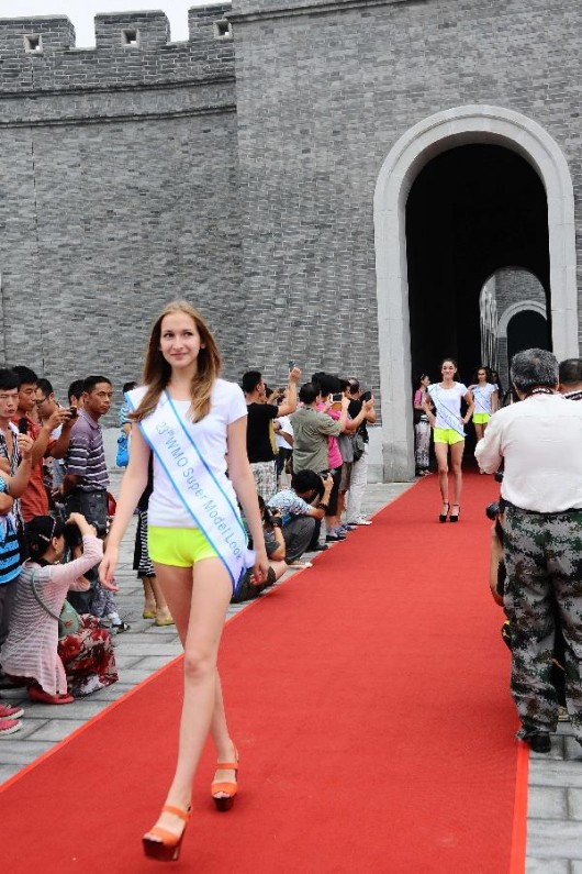World Super Model contest in Tianjin 6