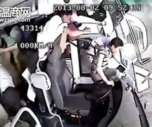 Bus crash and people thrown out window