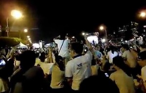 Taiwan protesters sing Les Mis