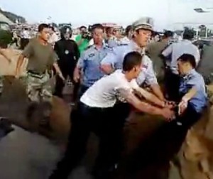 Chengguan brawl with PLA soldiers