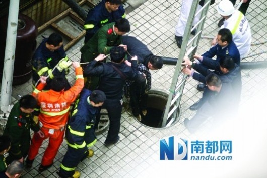 Boy killed by firecracker in Shenzhen 1