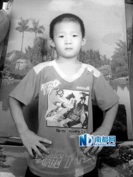 Boy killed by firecracker in Shenzhen 2