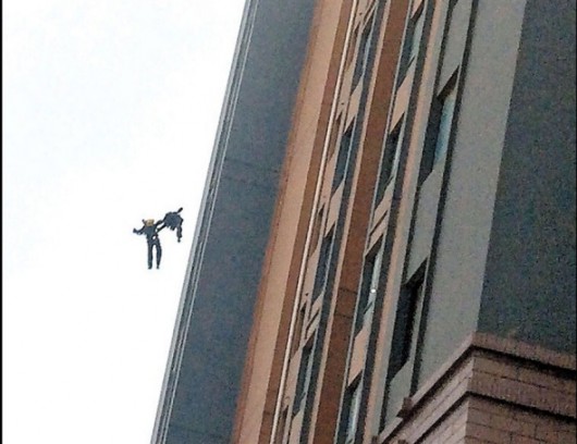 Shanghai firefighters falling to their deaths
